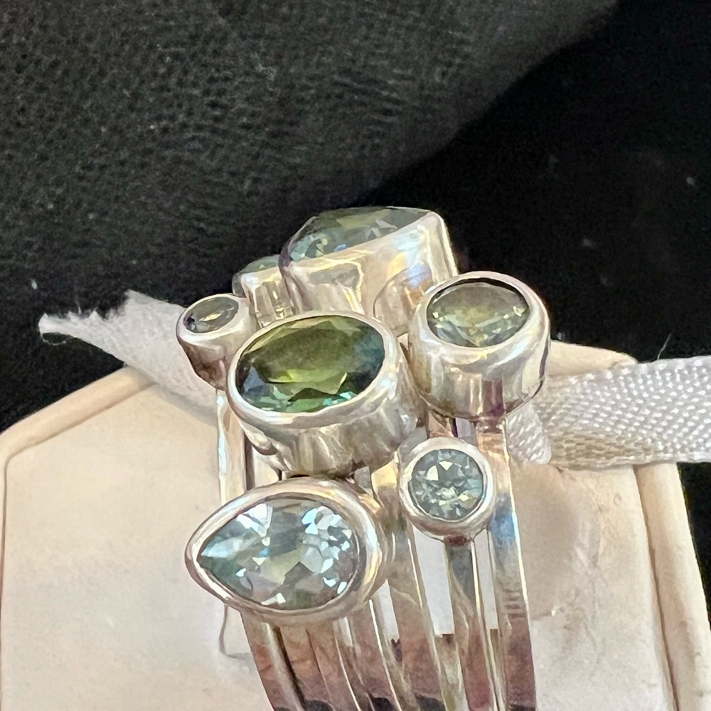 Janice Girardi, stackable rings - Picture 9 of 11